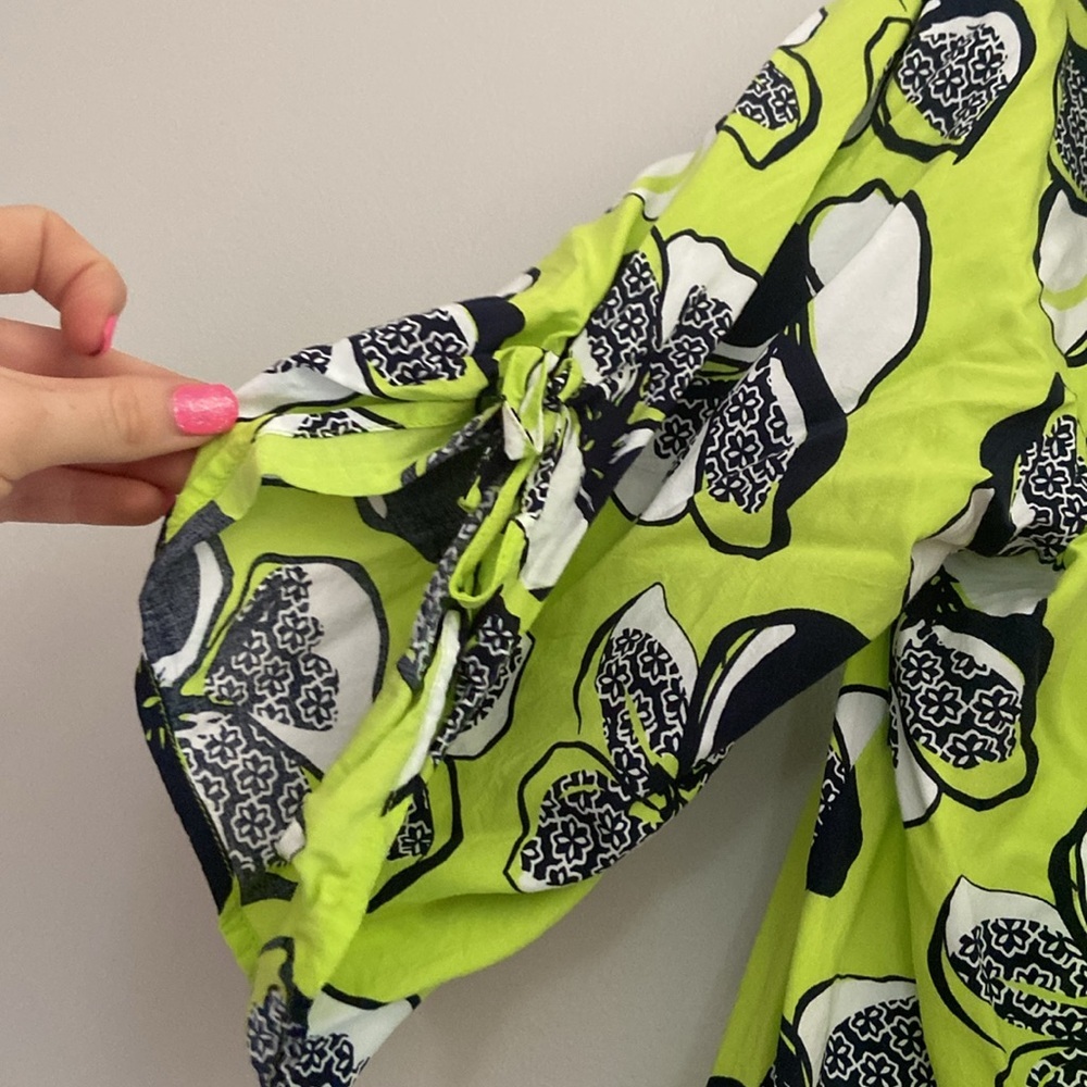Women’s beautiful blouse shirt! - Picture 4 of 6